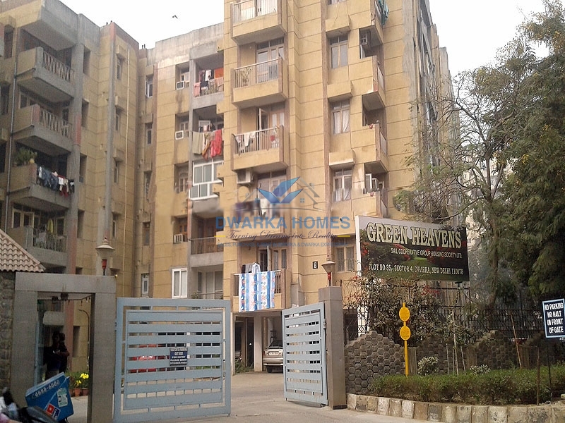 3 Bedroom 2 Bathroom society flat for sale in Dwarka new Delhi.